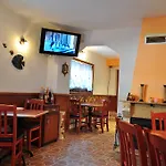 招待所 Family Daf 4*