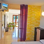 招待所 Family Daf 奥布佐尔