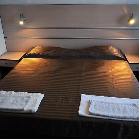 Family Daf 4* אובזור