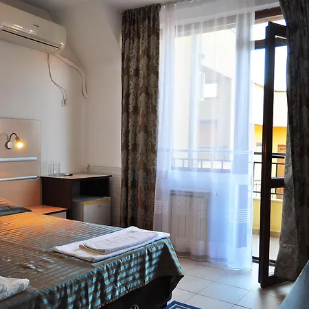 Family Daf בית הארחה 4*