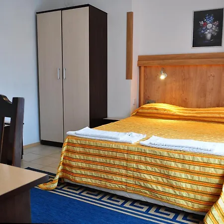 Family Daf בית הארחה אובזור