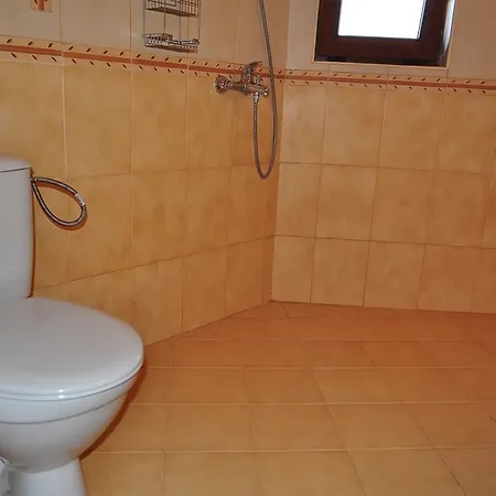 Family Daf בית הארחה 4*