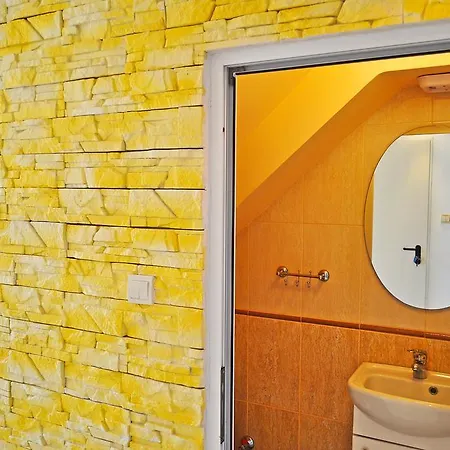 בית הארחה Family Daf אובזור