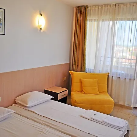 Family Daf בית הארחה אובזור